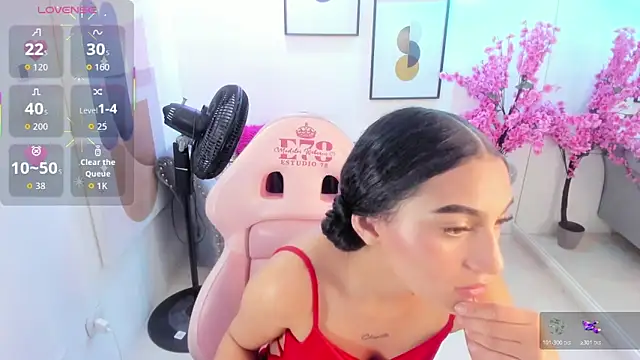 Juliieta__monroeのライブXXXチャット