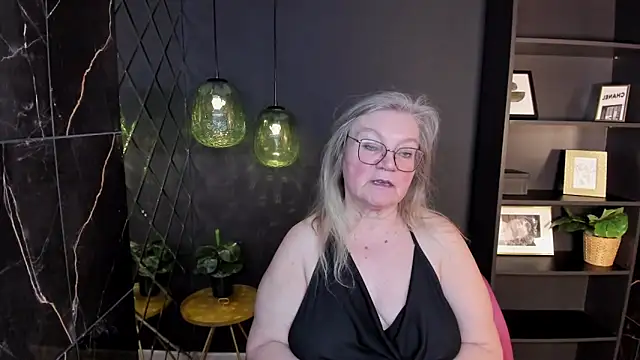 NataliMellow live XXX chat