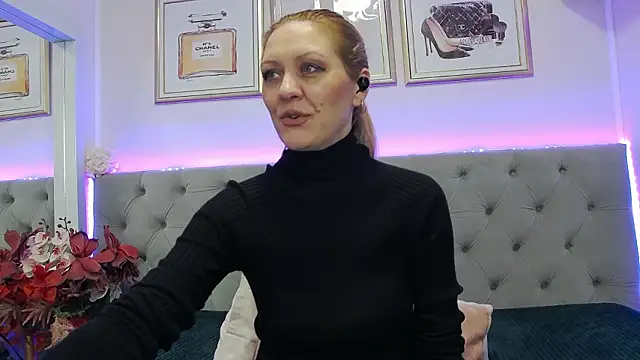 EllaMilf_のライブXXXチャット