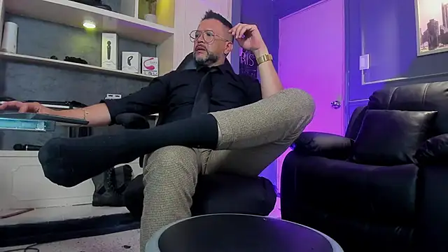 MrFrank_tattoo: διαδικτυακό σόου στην κάμερα