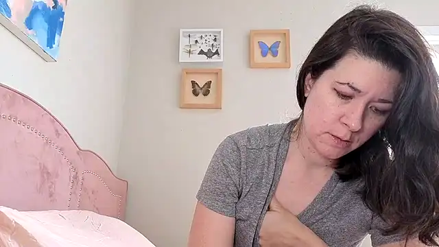 lodestar: διαδικτυακό σόου στην κάμερα