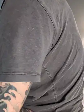 DarkDea élő XXX-chatje