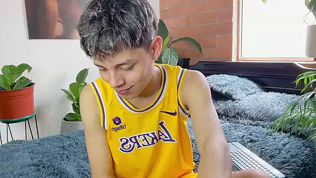 Andy_Belier23 Webcam Show