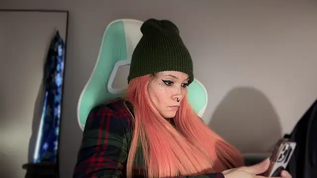 FRRANNKIE Adlı Modelin Canlı XXX Sohbeti