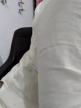 cutee_bhabhi Adlı Modelin Web Kamerası Şovu