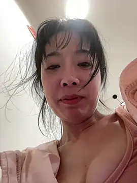 yourkeer élő XXX-chatje