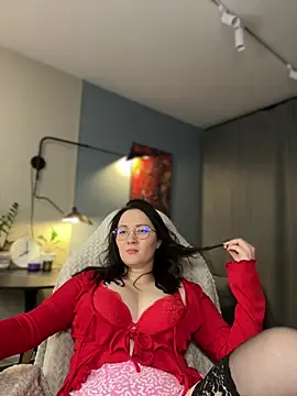 Chatroom XXX en direct de Kiss_My_Body