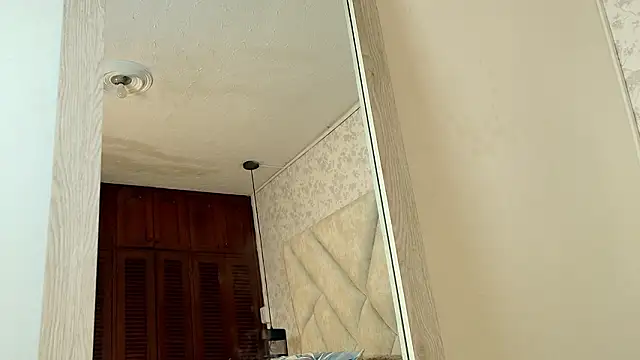 AmbarRaj Live XXX-chat