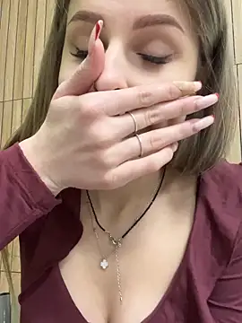 Lina_Away Live XXX-chat