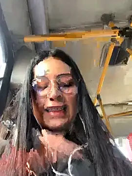 MAVI_EC_: онлайн-секс-чат