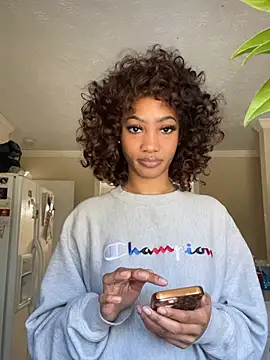 spicybien 现场XXX聊天