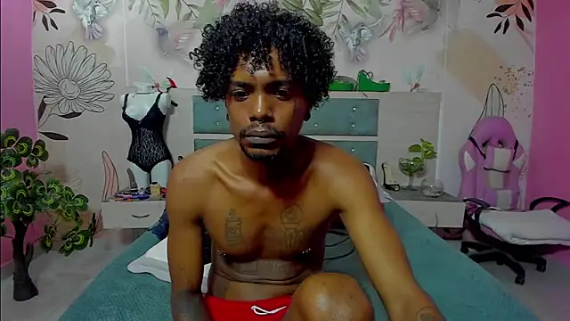 bigblackhotx1 Webcamshow