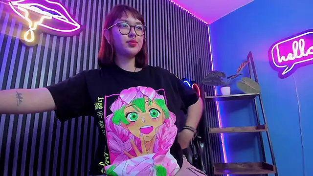 Violett_Prince1 Adlı Modelin Canlı XXX Sohbeti