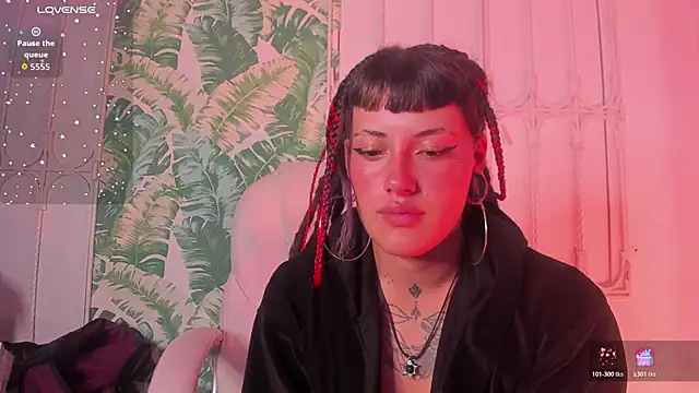 _sharlotte777 Chat XXX in diretta