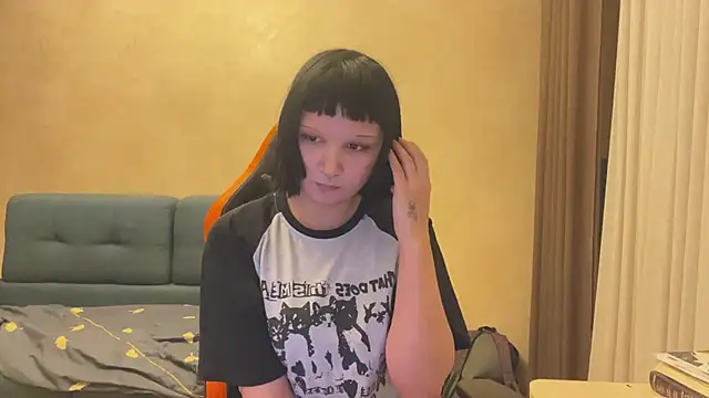 Онлайн чат XXX EllaPeony