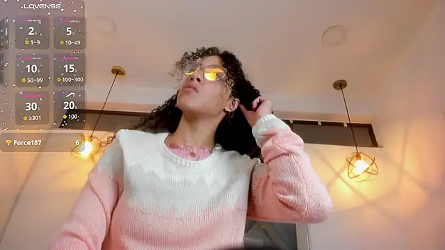 Živý XXX chat Hanna_Cornee_