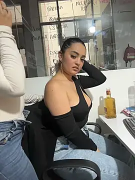 Antonella_Julieta's Live XXX Chat