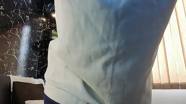 Alexander_ferre Adlı Modelin Canlı XXX Sohbeti