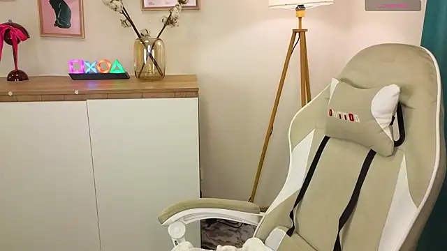 _Den1s_ Adlı Modelin Canlı XXX Sohbeti