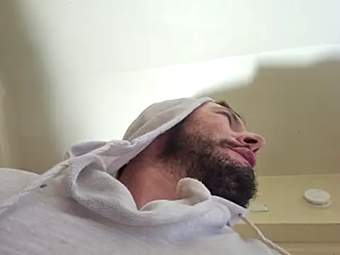 UncutHammer69's Webcam Show