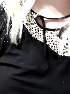 Missy_DMのライブXXXチャット