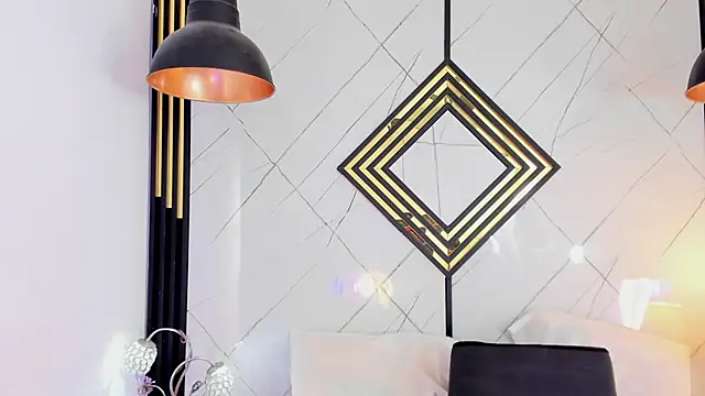 EmilyDiaaz élő XXX-chatje