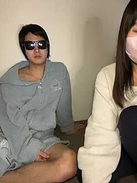 Chat +18 de erokami36 ao vivo