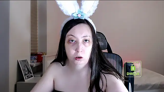 Онлайн чат XXX cute_and_hot