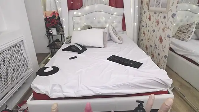 Онлайн чат XXX SilviaHart