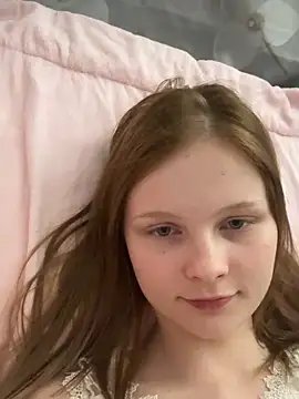 every_daay: вебкам-шоу