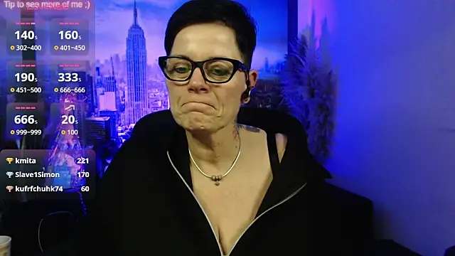 Онлайн чат XXX ninarandmann