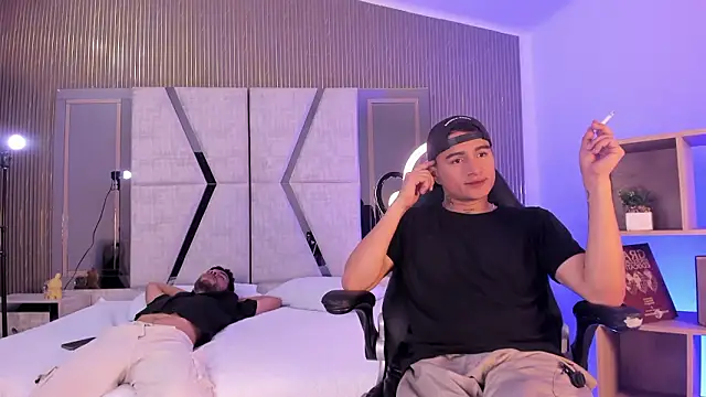 LiamDeep: онлайн-секс-чат