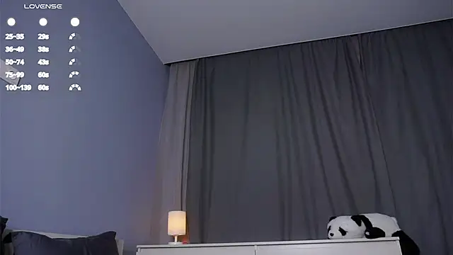 LikalenseのライブXXXチャット