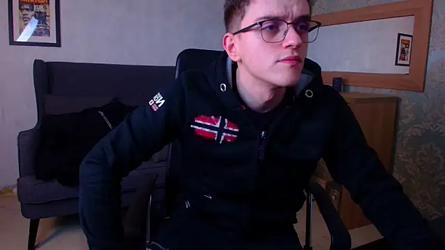 FelixStarkk 网络视讯表演