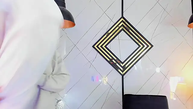 EmilyDiaaz 现场XXX聊天