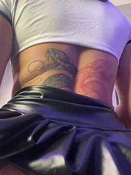 XXX chat uživo modela miia_stonne