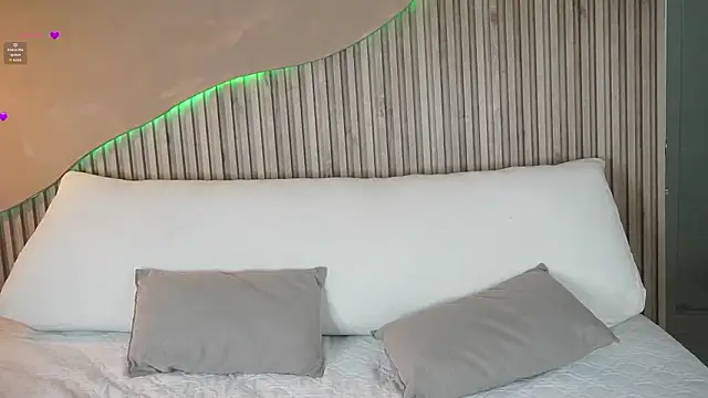 EloiseSweetxx élő XXX-chatje