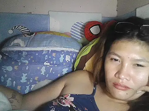 Онлайн чат XXX leamorena