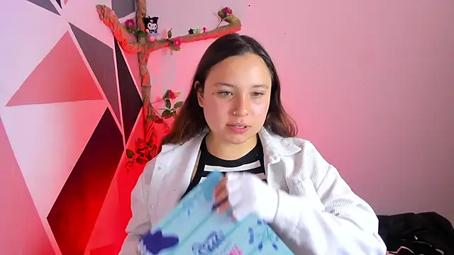 Chatroom XXX en direct de little_emma0