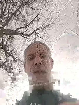 Biknight: διαδικτυακό σόου στην κάμερα