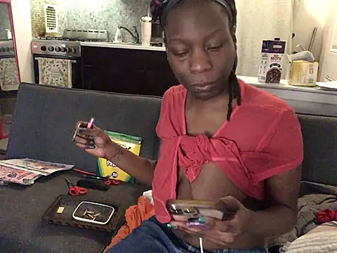 littyleesh1: διαδικτυακό σόου στην κάμερα