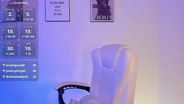 Emilyymilleer_ 现场XXX聊天