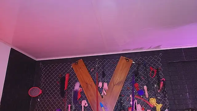 Webkamerová show Miss_Juliett_bdsm