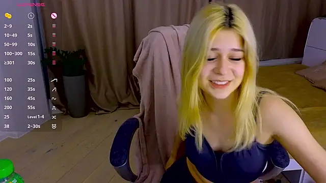 ApheliaStar's Live XXX Chat