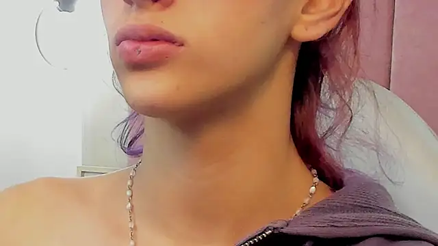 KatsuraRen Show in webcam