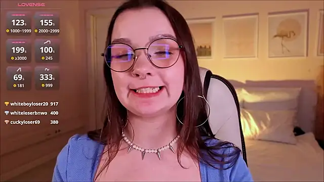 Ooops_Boobss' Webcam Show