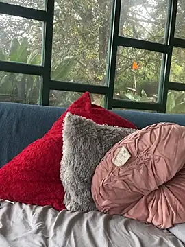 AliceMrtnzのウェブカメラショー