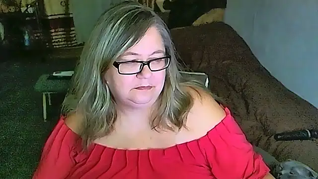 sex2 Adlı Modelin Canlı XXX Sohbeti