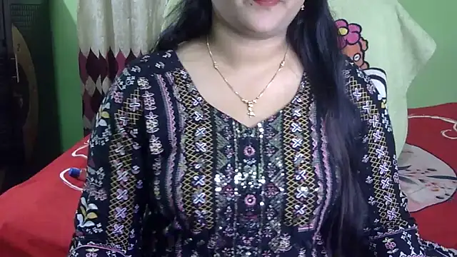 BengaliQueenStar Chat XXX in diretta