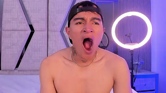 عرض كام LiamDeep